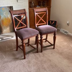 2 Bar Stools