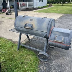 Oklahoma Joes Wood Burning Smoker 