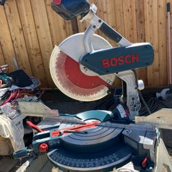 Bosch 12” Dual Bevel Compound Mitre Saw  #4212 