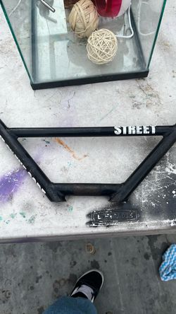 Street co bars