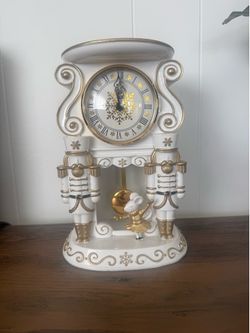 3 wick candle holder