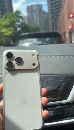 iPhone 17 pro max