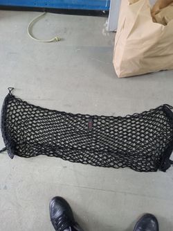 Toyota net with seat covers