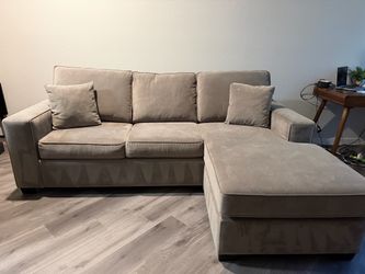 Custom Gray Microfiber Sectional with Chaise – Professionally Cleaned