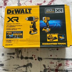 Dewalt Drills Set  Kit Model DCK249E1M1