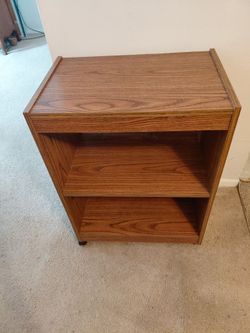 Side table 22x29 >> office cart NE Philly no delivery