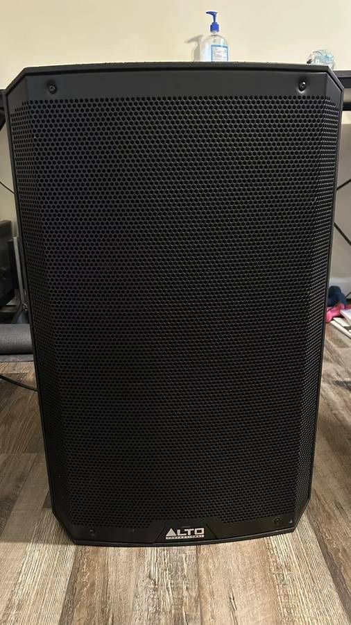 ALTO TS315 POWERED SPEAKERS