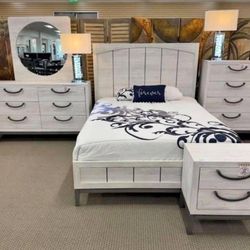 I'selling a Bedroom Set 