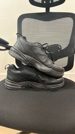Nike air monarchs IV