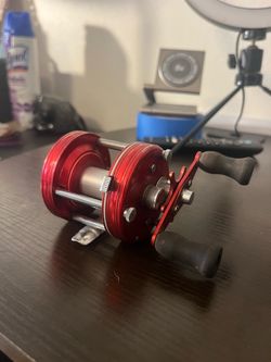Vintage Abu Garcia Ambassadeur 5000 Reel