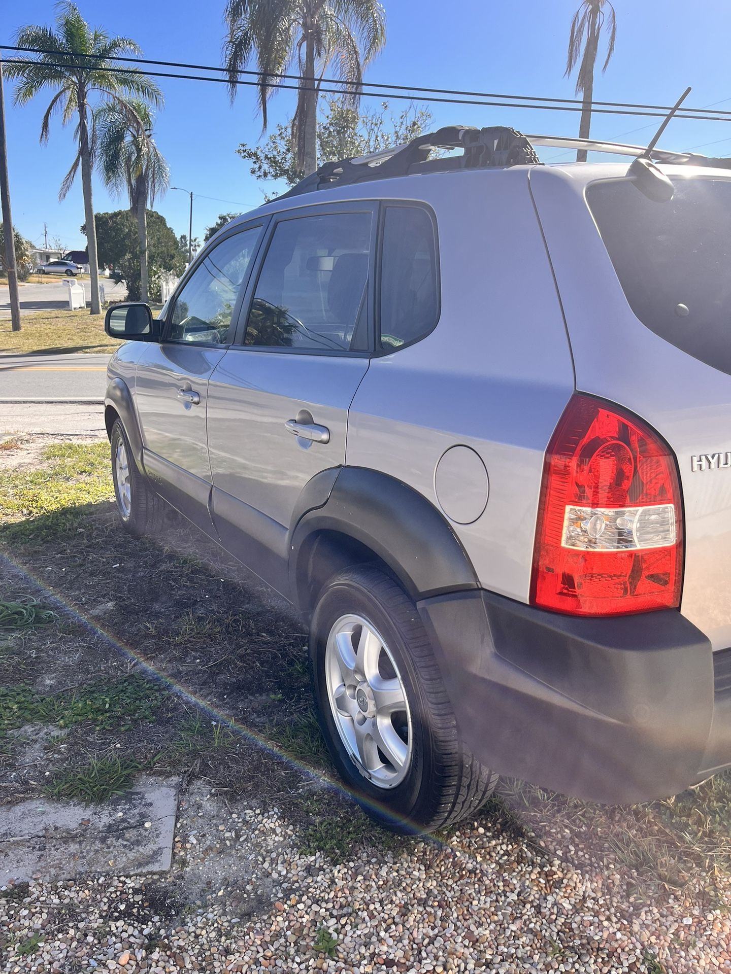 Tucson Offer Up 53 - v8kgoc5