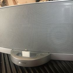 Bose Sound Dock Series Two With Lighting Connection