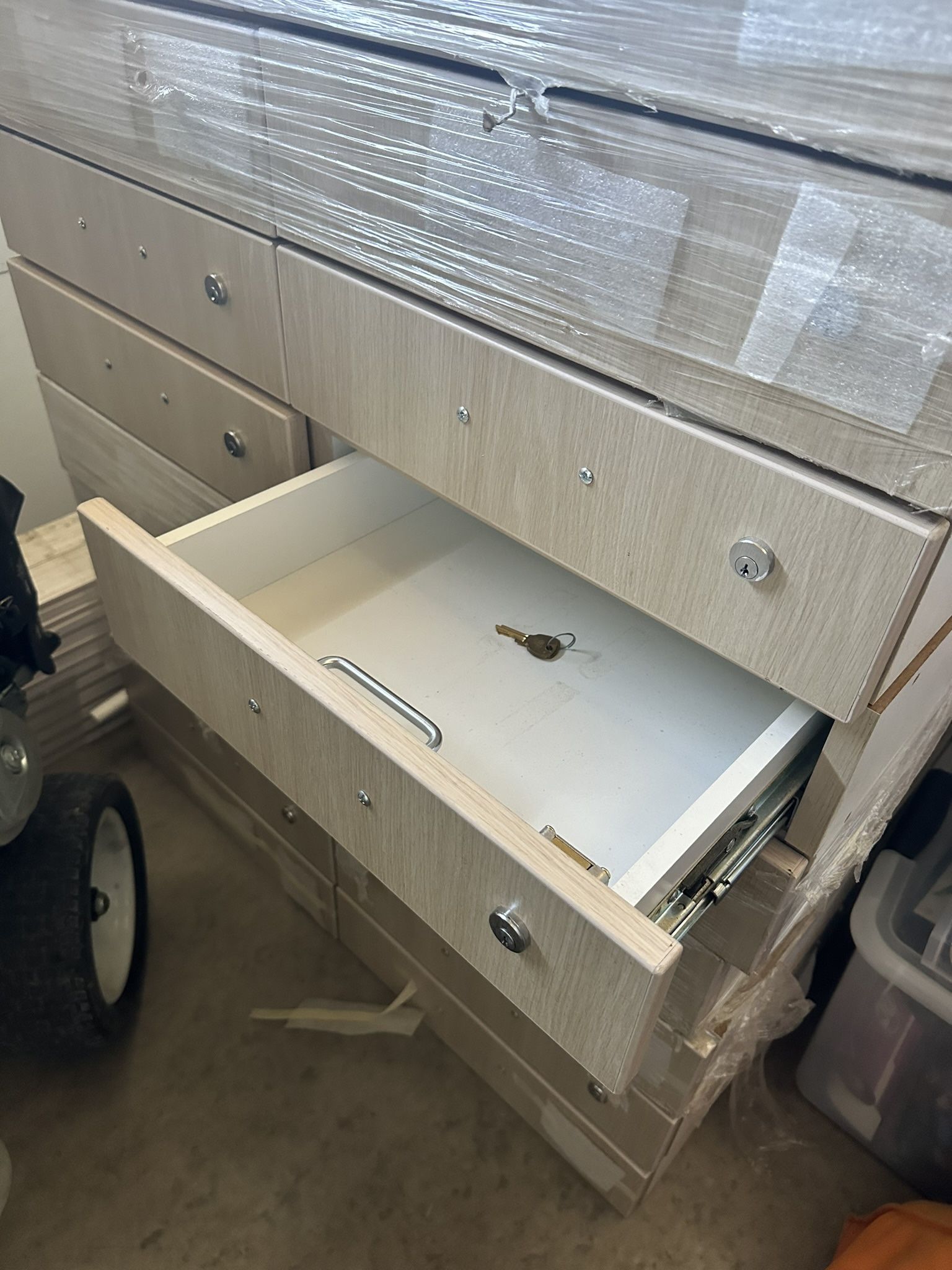 Cabinets, Drawers