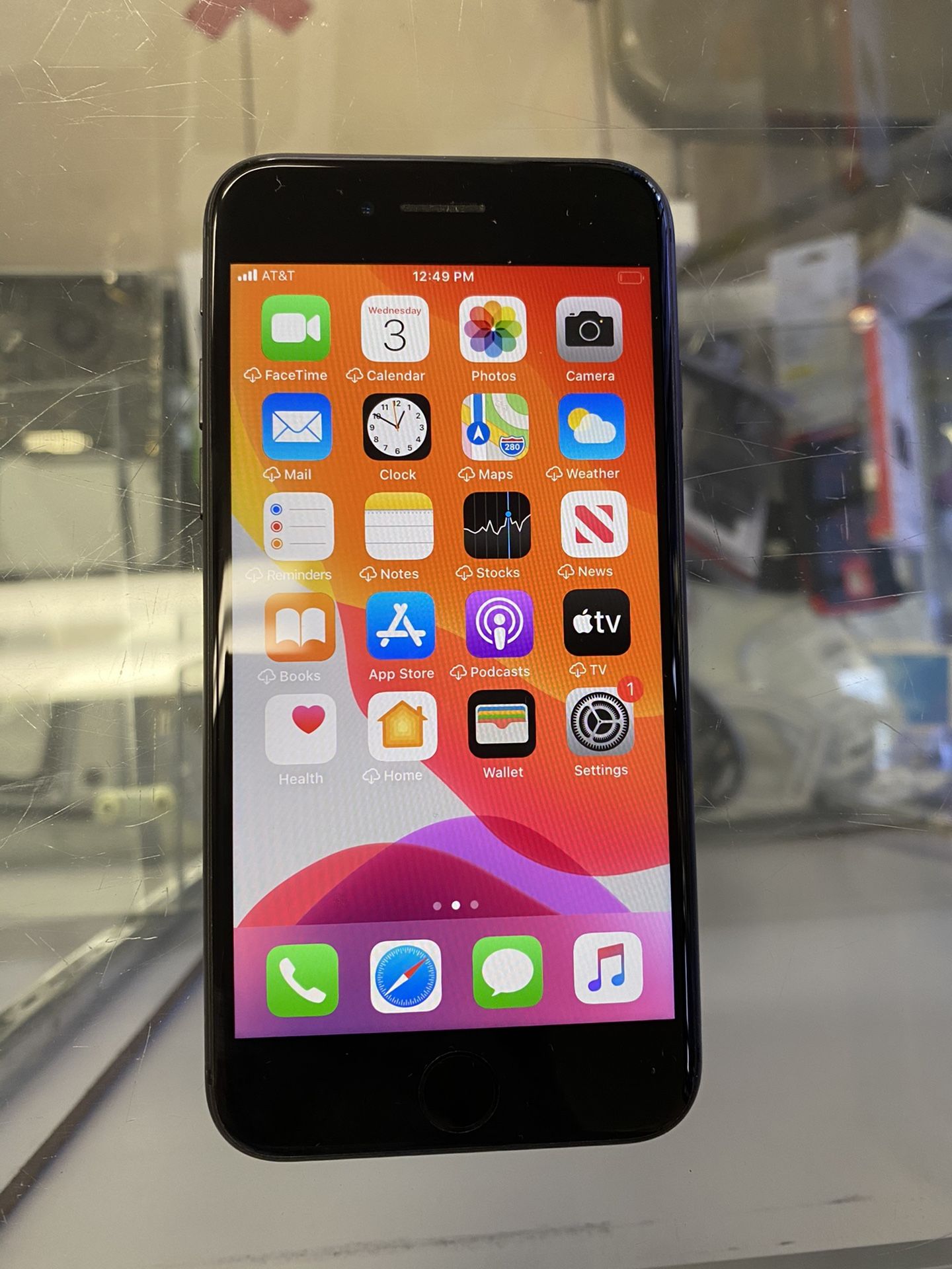 iPhone 8 unloked