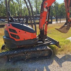 Mini Excavator 2.5 Ton 