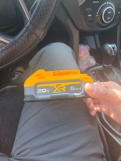 Dewalt 20v XR 5 AH Powerstack batteries