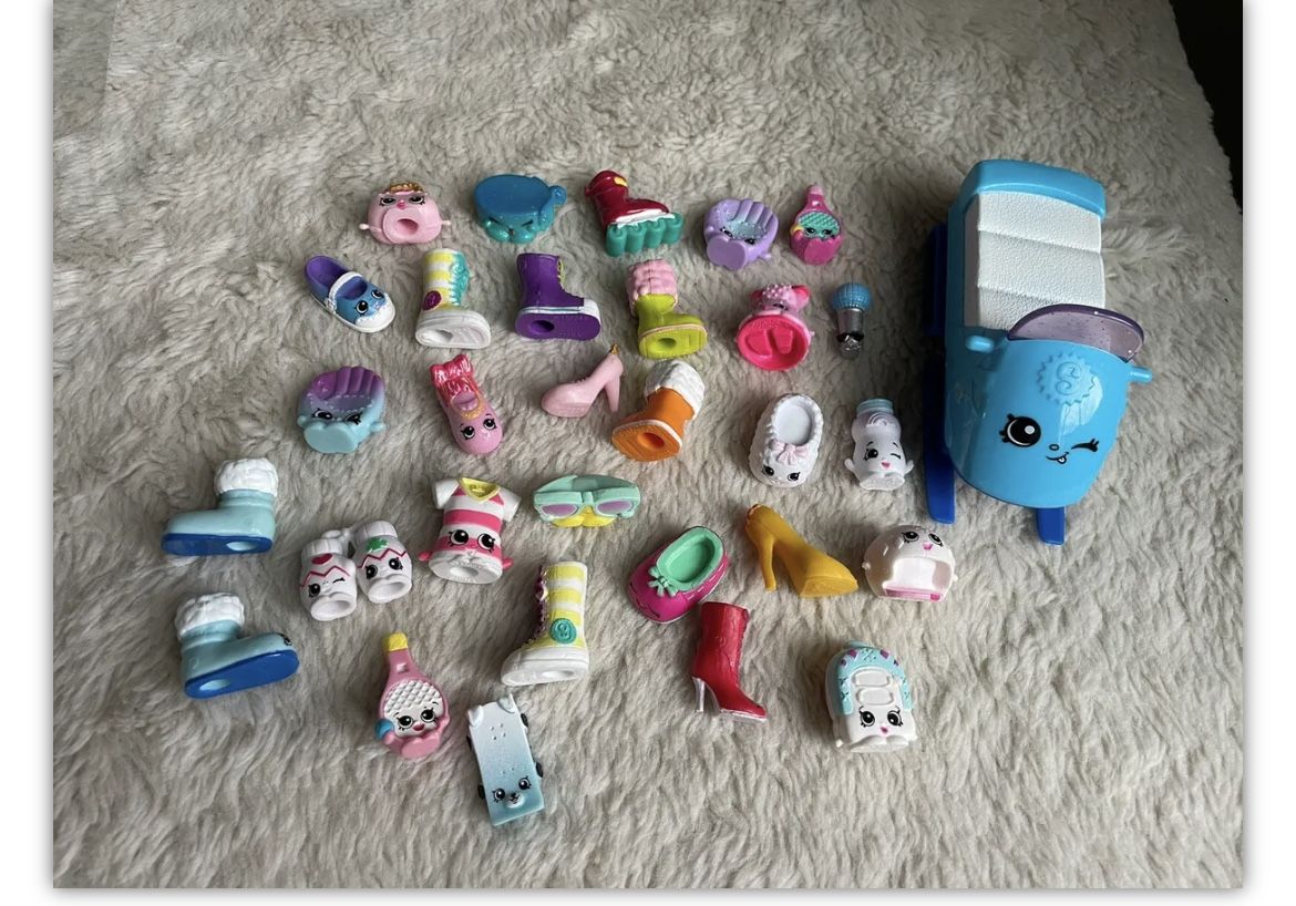 Shopkins Clothes Shoes Snowmobile Snow Boots Lot Shoes Rollerblades Slippers