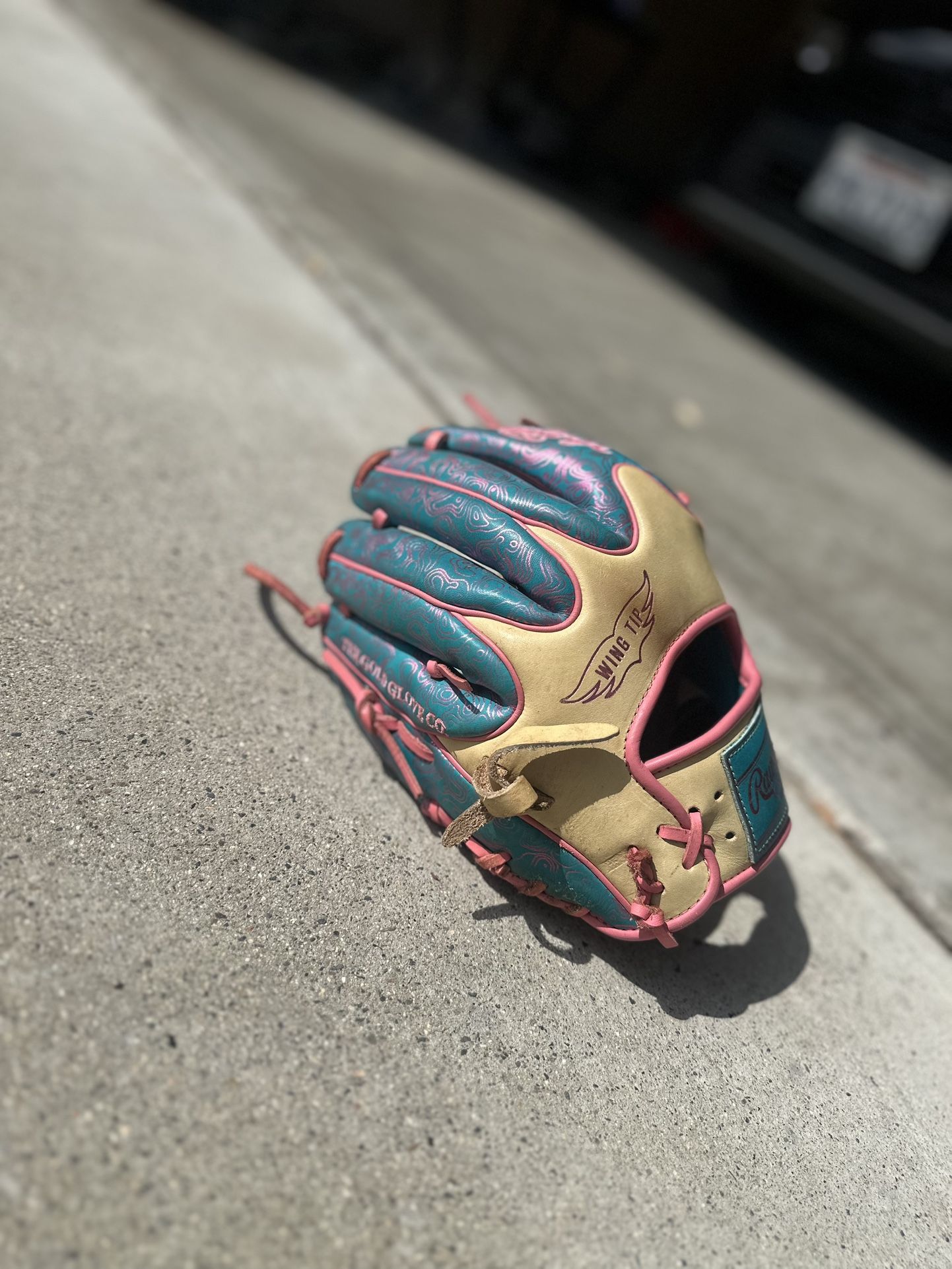 11.5 HOH baseball glove limited edition 