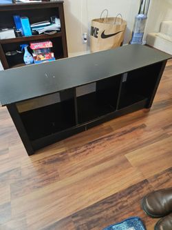 Free shoe storage bench
