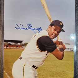 Signed Willie Stargell Pittsburgh Pirates 8x10 Photo Autograph MLB Baseball Picture Auto