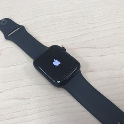 Apple Watch SE 
