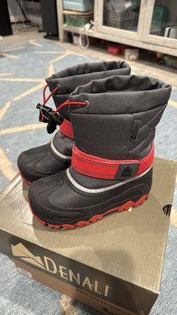 Snow boots for boys youth size 13