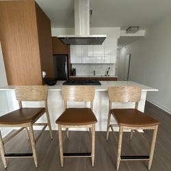 Crate & Barrel Bar and Counter stool 