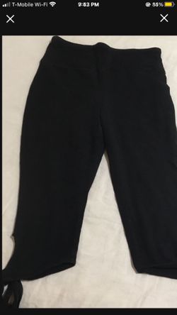 Black Capri Leggings