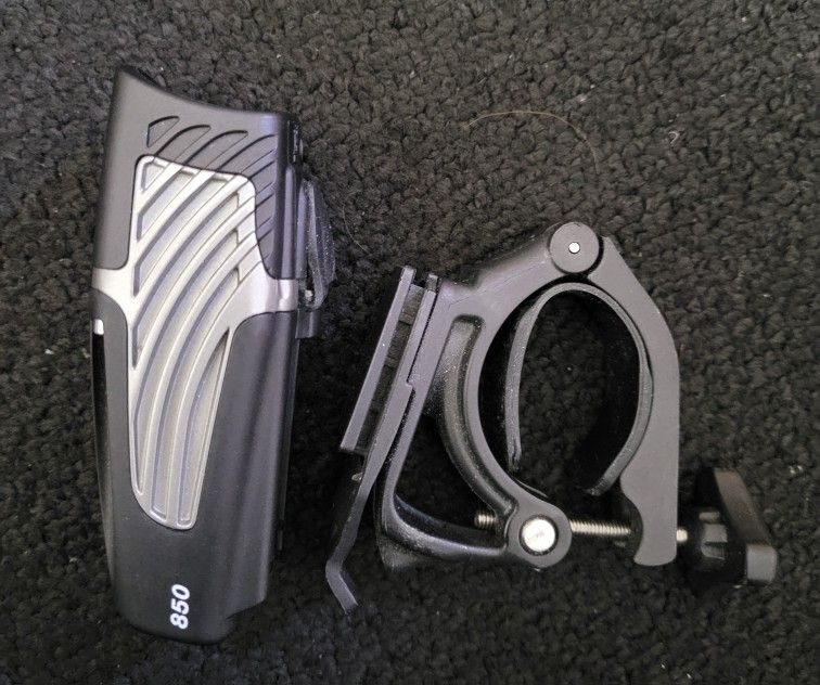Niterider Lumina Micro 850 Bike Light