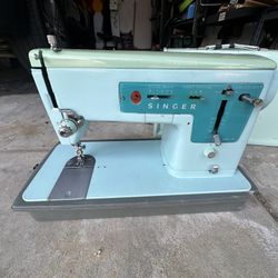 Singer Sewing Machine