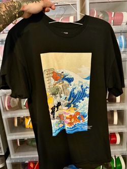 Nice 👍!! Justice League x Great Wave Graphic T-Shirt – Size Large !