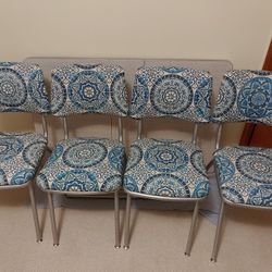 Unique Vintage Kitchen Table And 4 Chairs