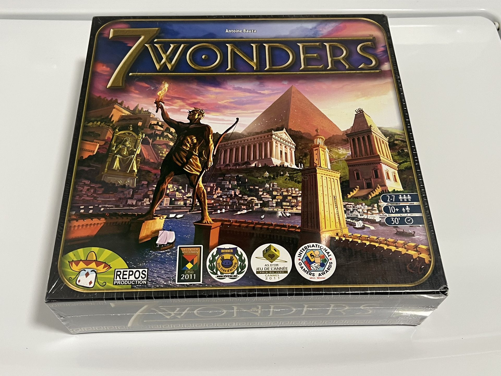 7 Wonders (Sealed) board game 