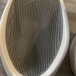 Angelcare Baby Bath Support $10