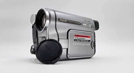 Sony Handycam DCR-TRV280 Camcorder - Silver
