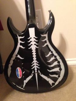 Schecter Devil Spine guitar for Sale in Houston, TX - OfferUp