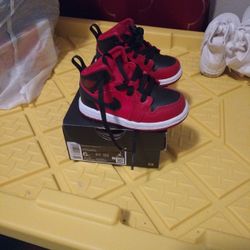 Jordan 1 Mid (TD)