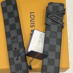 Black Louis Vuitton Damier Graphite for Sale in Queens, NY - OfferUp