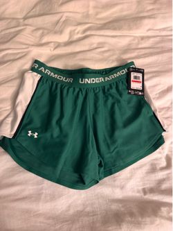 Women Green shorts with tags size small