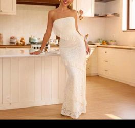 White lace  strapless maxi dress