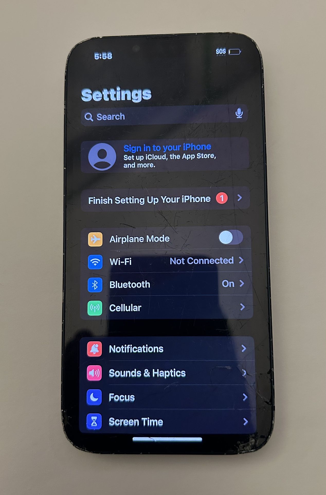 iPhone 13 Unlocked Battery 75% Cracked