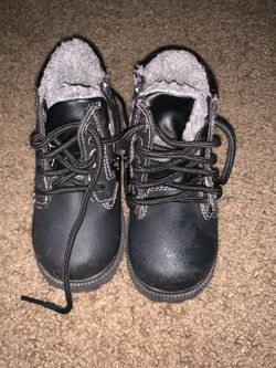 Smart fit waterproof boots