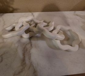 Wooden Decorative Chain Sculpture | Modern Home Décor