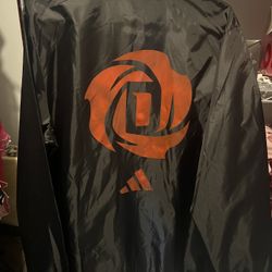 Derrick Rose Light Windbreaker Jacket. Size L.