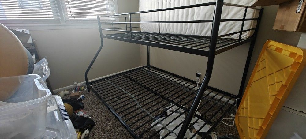 New Low Profile Full/Twin Bunk Bed