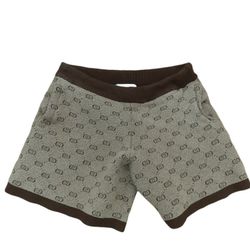 Gucci Browm Monogram Men's Wool Blend Knit Shorts One-piece Bathing Suit Size M
Retail Price: $1,300.00

lenght : 18
waist:16
Hip: 25

DESCRIPTION
Thi