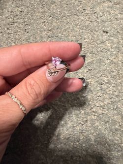 Rose gold arrow ring