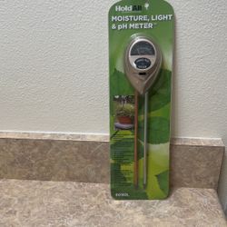 Plant moisture meter