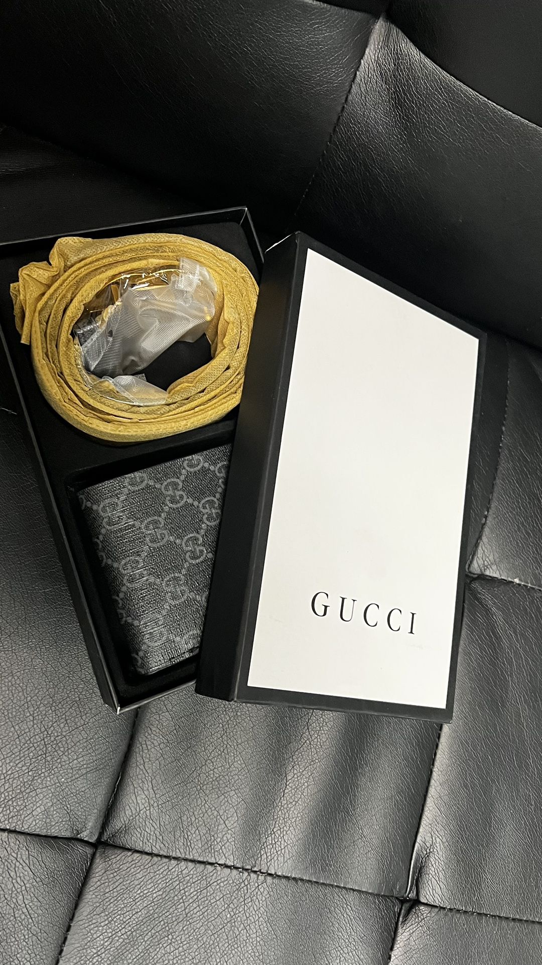 Gucci belt and wallet 