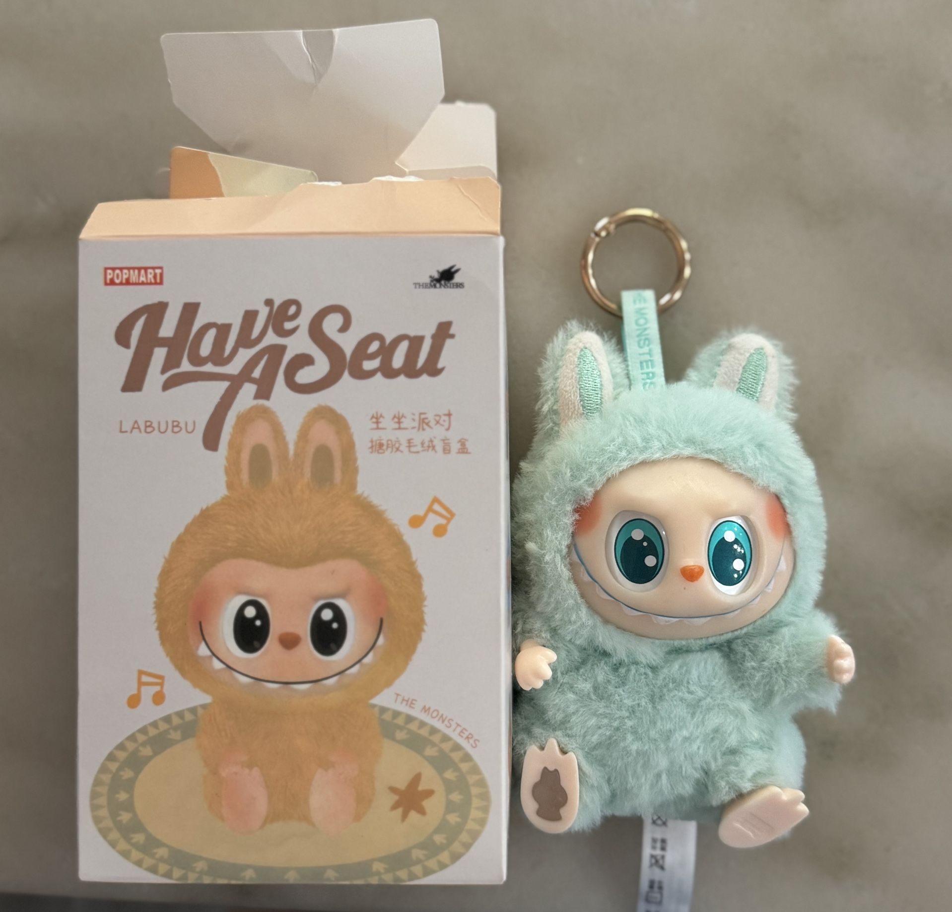 POPMART Have A Seat QuQu LaBuBu